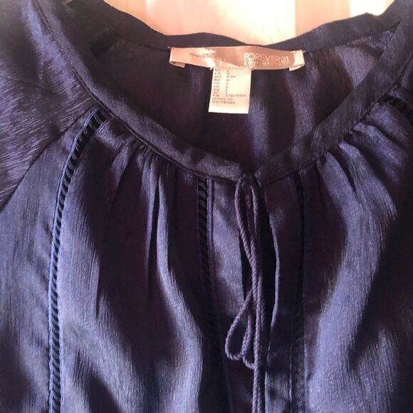 NWT Forever 21 round neck Tunic self-tie 100% polyester long sleeves size L - Picture 4 of 8